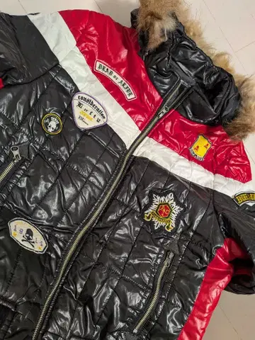 IN THE ATTIC 퍼 달린 다운 자켓 블랙/빨간색 L