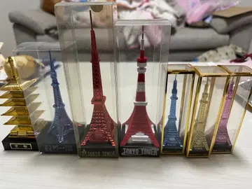 도쿄 타워 모형과 오층탑 모형 세트