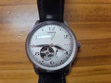 JUNKERS W 34 자동 와인딩 손목시계