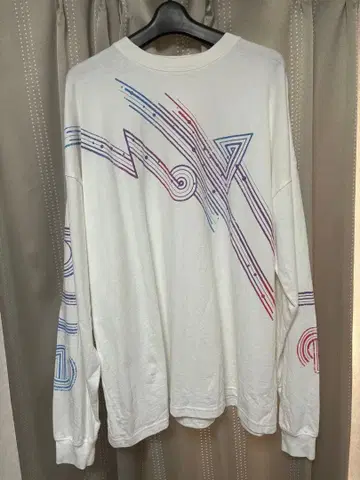 ENDRECHERI 그래픽 긴팔 셔츠 화이트