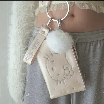 PELLICULE x HELLOKITTYcharmpouchshoulder