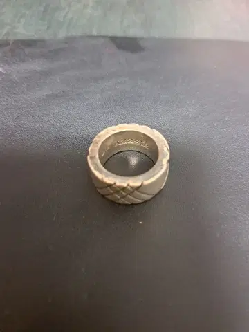 Hide and Seek 반지