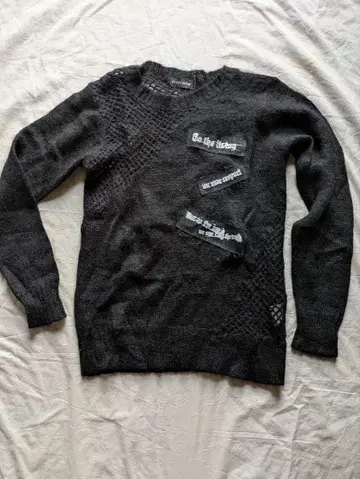 Peace Now 시스루 디자인 스웨터 블랙