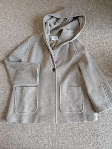 뷰티&유스 유나이티드 애로우즈 모사 후드 숏코트 새상품급