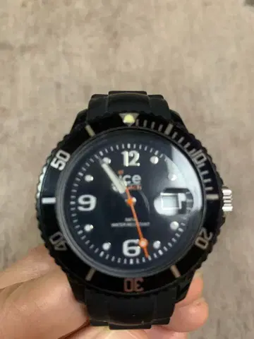Ice Watch 블랙 고무 벨트