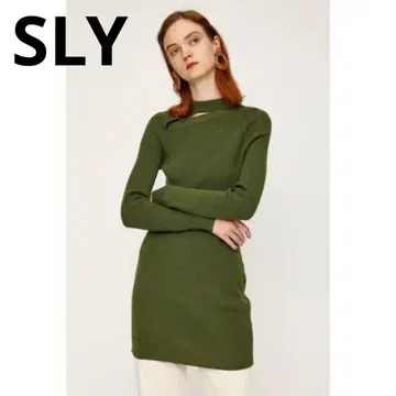 [ 택 포함 새상품 ] SLY 스라이 니트 원피스 컷 아웃 카키