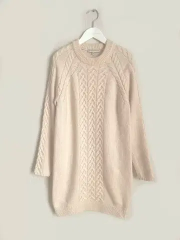 아이보리 핑크 케이블 니트 긴팔 원피스