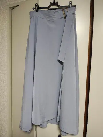 CINEMATIQ pinup closet 사이드 벨트 하이 로우 스커트