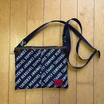 Herschel Supply 하쉘 서플라이 사코슈