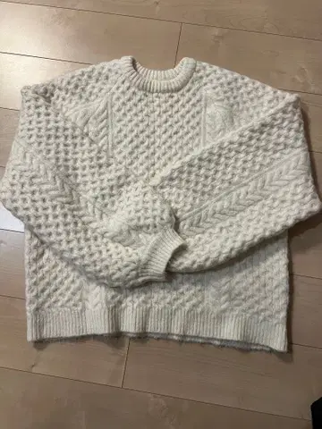 셀렉 모카 오버 사이즈 허니콤 니트 아이보리