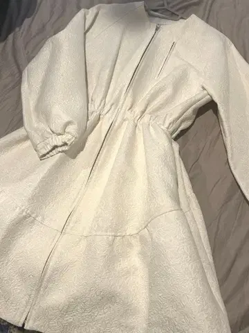 LE CIEL BLEU 화이트 코트 얇은 소재 36