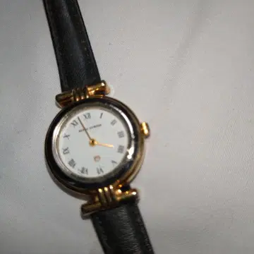 여성용 손목시계 미러션