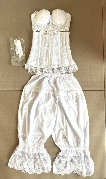 새상품급 웨딩 드레스 착용 시 코르셋 팬츠