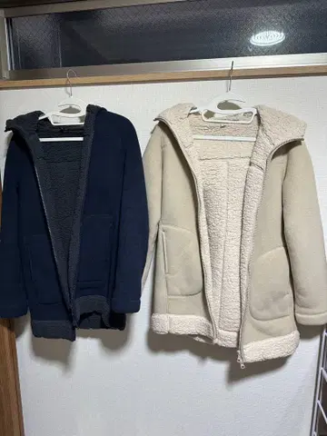 유니클로 무스탕 코트 M 사이즈 색상 다른 2벌 세트