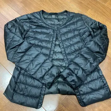 UNIQLO 블랙 다운 자켓 S 사이즈