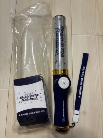 니지산지 WORLD TOUR 2025 응원봉