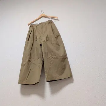 스튜디오 클립 [ natural by clip ] 볼륨 팬츠 베이지