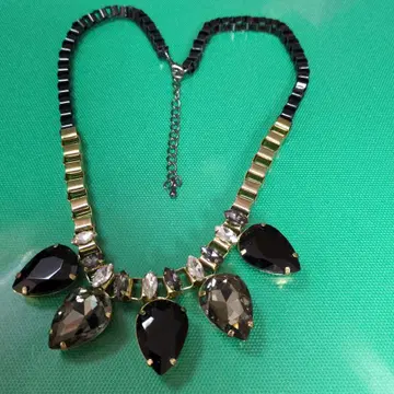 블랙 골드 비쥬 목걸이 고져스