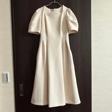 셀포드 반팔 무릎 기장 원피스 34