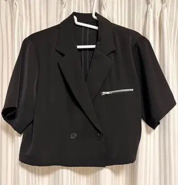 블랙 크롭 셔츠 반팔