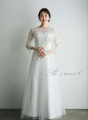 화이트 레이스 웨딩 드레스