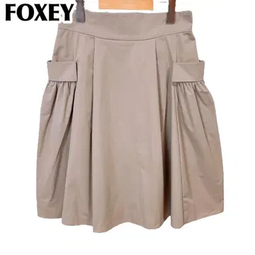 [ 새상품급 ] 폭시 뉴욕 무릎 기장 스커트 양쪽 사이드 포켓 42 무지