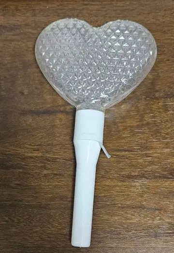 하트형 응원봉 그린