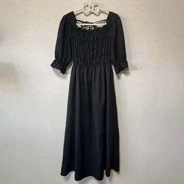 블랙 셔링 롱 드레스