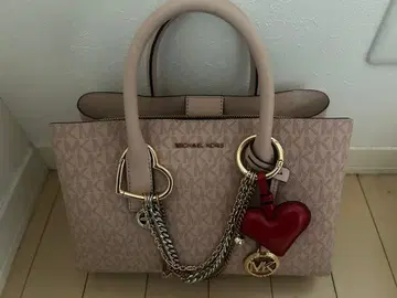 MICHAEL KORS 2025년 10월 구매 핑크 핸드백 참 포함