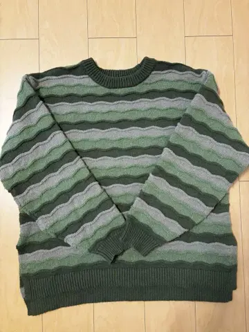 MUHET 그린 미나미 스웨터