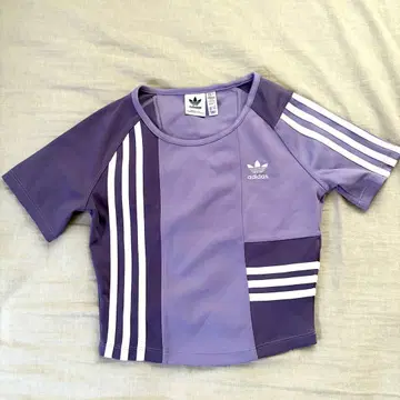 [ adidas ] 스트라이프 반팔 T셔츠 보라색
