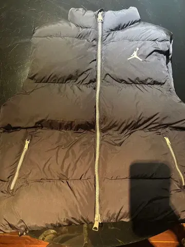 Jordan 블랙 다운 베스트 XL 미사용