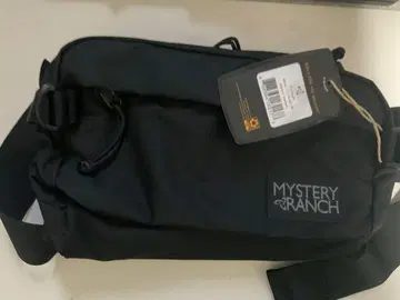 MYSTERY RANCH 블랙 바디백 full moon