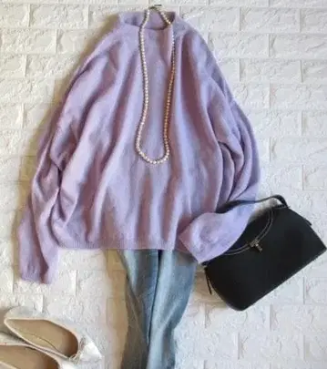 투모로우랜드 보르지 고급 기모 복슬복슬 빌드넥 니트 퍼플