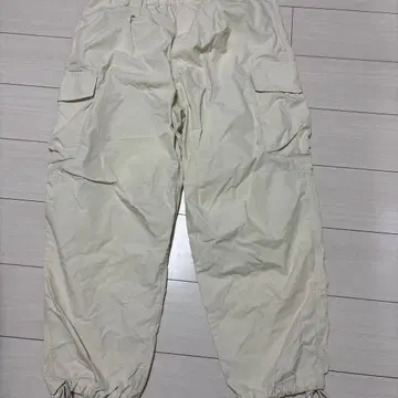 UNIQLO U 아이보리 카고 팬츠