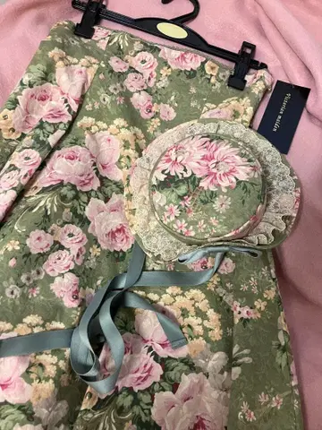 [ 새상품 ] Victorian maiden 버슬 스커트 & 캐노티에