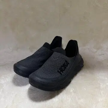 미착용 HOKA U RESTORE TC 27cm