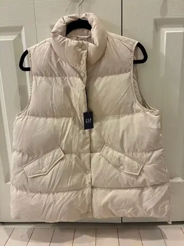 GAP 크림 다운 베스트 L 또는 LL