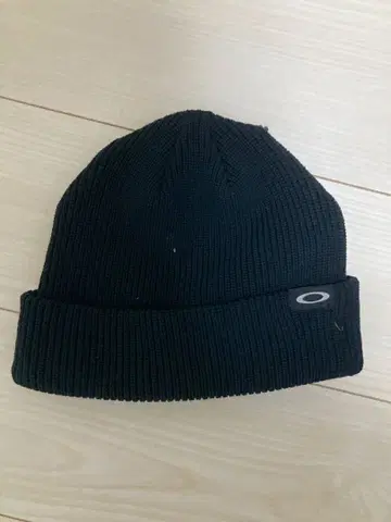 Oakley 블랙 니트 모자