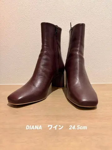 DIANA 스퀘어토 숏부츠