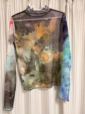 꽃무늬 시스루 상의 긴팔 하이넥