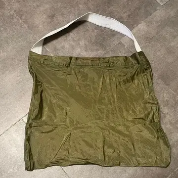 [ 미사용 ] PUEVCO 빈티지 파라슈트 라이트 백