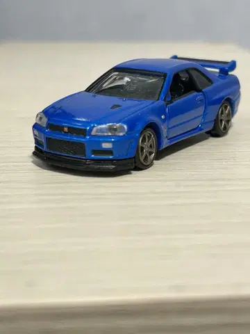 토미카 프리미엄 닛산 스카이라인 GT-R R34