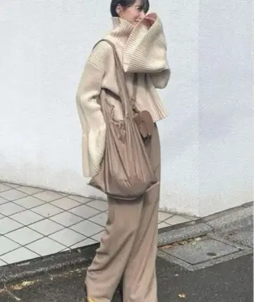 CLANE BELL SLEEVE TURTLE KNIT TOPS M