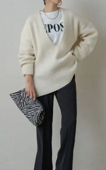 Loungedress 오버 V 니트