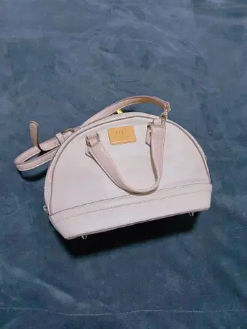 JILL by JILLSTUART (질 바이 질 스튜어트) 브랜드 가방