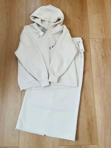 [ 택 포함 새상품 ] GU 헤비 웨이트 맨투맨 상하의 세트