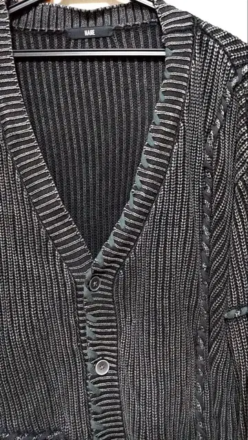 3일까지 판매 HARE 피그먼트 스티치 니트 가디건