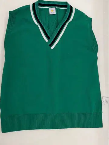 TMG 그린 V넥 베스트 사이즈 2