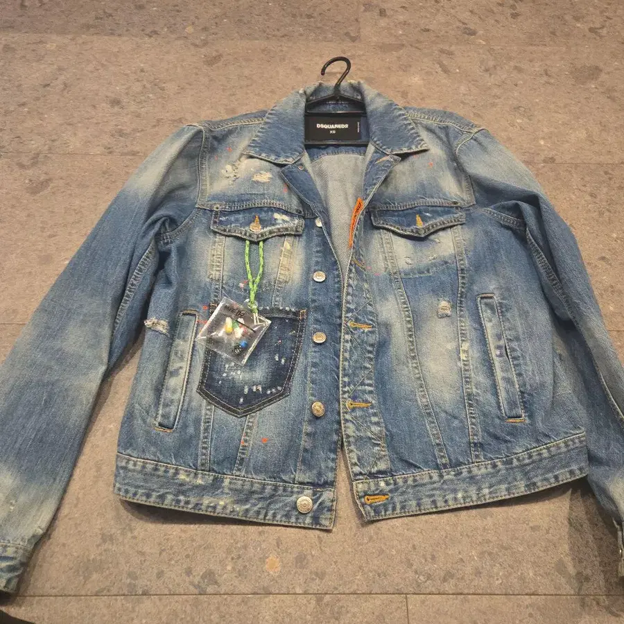 4번째 상품 이미지